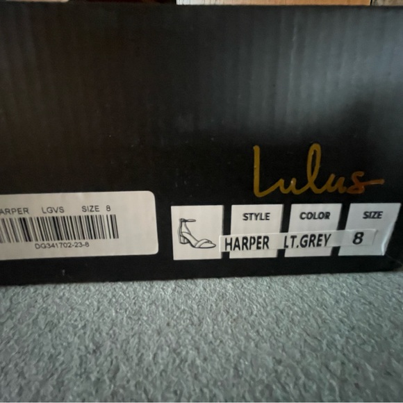 New in box lulus Harper light grey suede ankle strap heels size 8 - Picture 3 of 3
